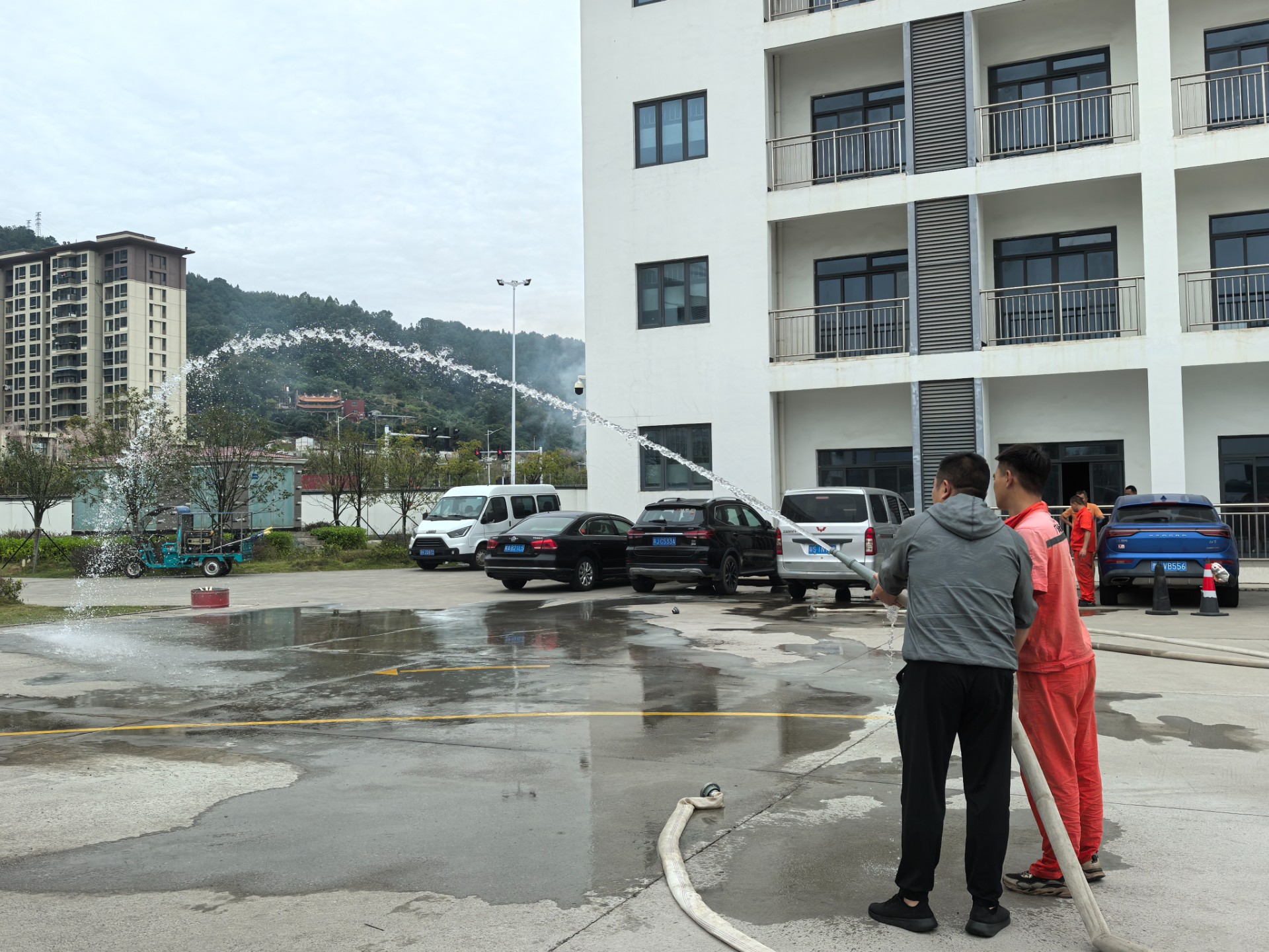 寧德陸港開展“119消防安全日”應(yīng)急演練活動(dòng)，周明組拍攝3.jpg